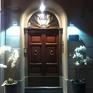 https://relais-centro-storico.it-tuscanyhotel.com